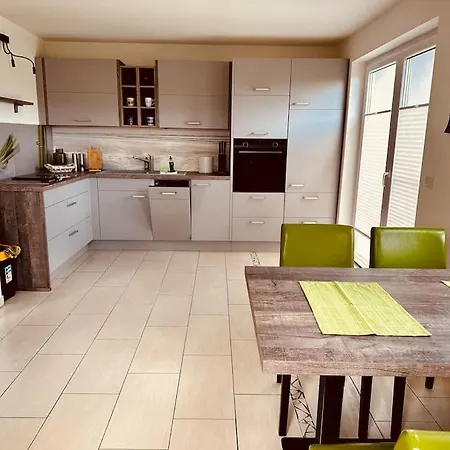 Apartment Maisonette Im Strelasundblick